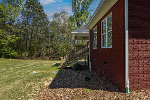 337 Walker Dairy Road, Smiths Station, AL 36877