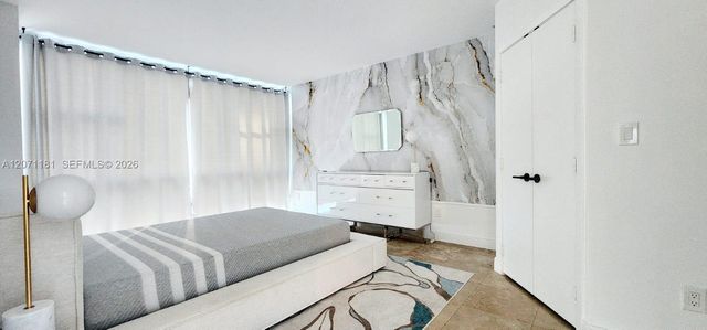 6801 Collins Avenue LPH05, Miami Beach, FL 33141