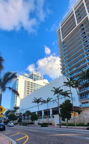 6801 Collins Avenue LPH05, Miami Beach, FL 33141