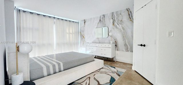 6801 Collins Avenue LPH05, Miami Beach, FL 33141