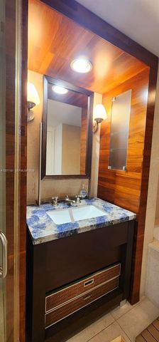 6801 Collins Avenue LPH05, Miami Beach, FL 33141