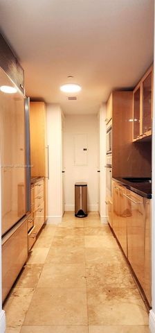 6801 Collins Avenue LPH05, Miami Beach, FL 33141