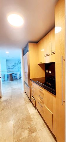 6801 Collins Avenue LPH05, Miami Beach, FL 33141