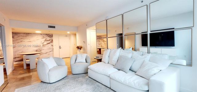 6801 Collins Avenue LPH05, Miami Beach, FL 33141