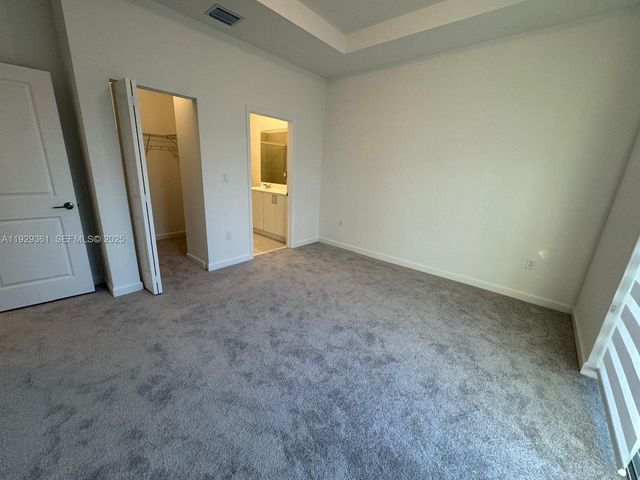 635 SE 13th St Cir ., Homestead, FL 33034