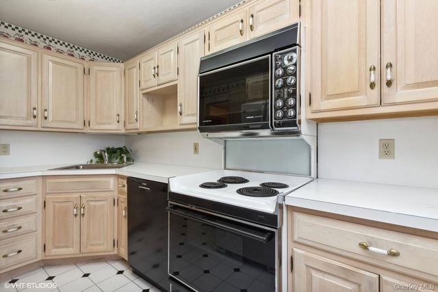 17 Pleasant View Avenue, Beacon, NY 12508
