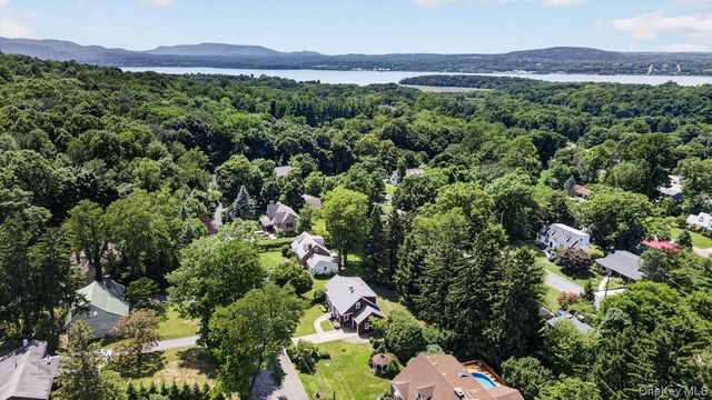 17 Pleasant View Avenue, Beacon, NY 12508