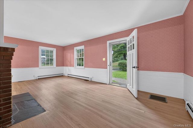 17 Pleasant View Avenue, Beacon, NY 12508