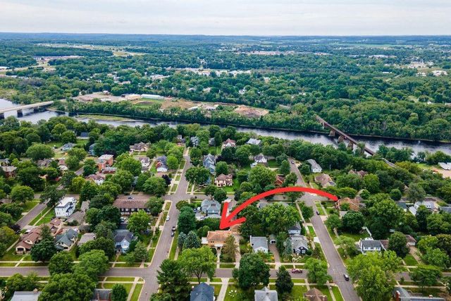 707 W Columbia Street, Chippewa Falls, WI 54729