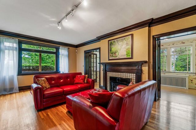 707 W Columbia Street, Chippewa Falls, WI 54729