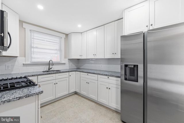 438 GLENDALE RD, Upper Darby, PA 19082