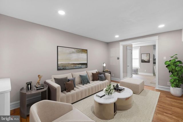 438 GLENDALE RD, Upper Darby, PA 19082