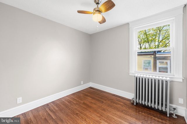 438 GLENDALE RD, Upper Darby, PA 19082