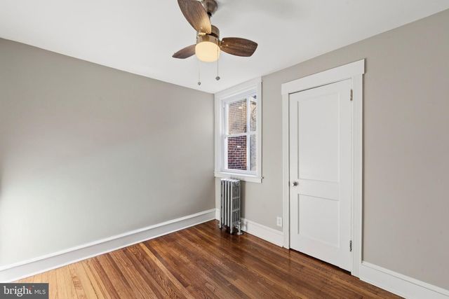 438 GLENDALE RD, Upper Darby, PA 19082