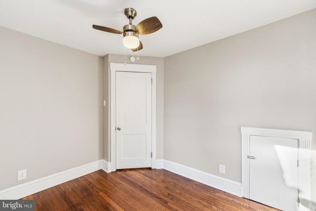 438 GLENDALE RD, Upper Darby, PA 19082