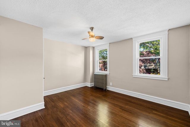 438 GLENDALE RD, Upper Darby, PA 19082