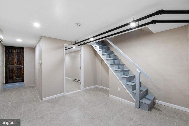 438 GLENDALE RD, Upper Darby, PA 19082