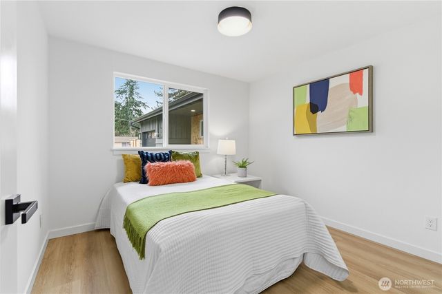 30041 14th Avenue S, Federal Way, WA 98003