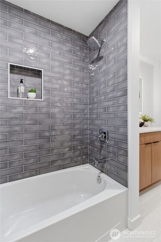 30041 14th Avenue S, Federal Way, WA 98003