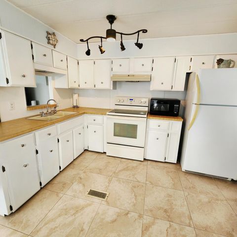 4 Boca Chica, Port St. Lucie, Port St Lucie, FL 34952
