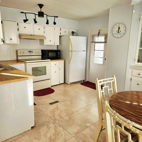 4 Boca Chica, Port St. Lucie, Port St Lucie, FL 34952
