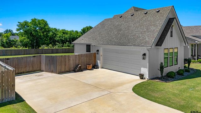 20264 Roebuck Drive, Bullard, TX 75757