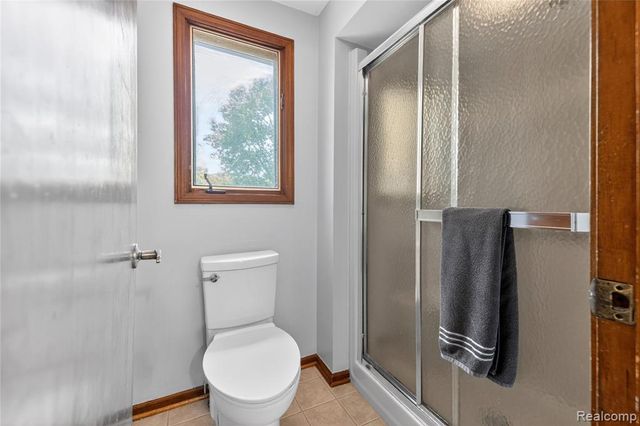8027 Berkshire Drive, Grosse Ile, MI 48138