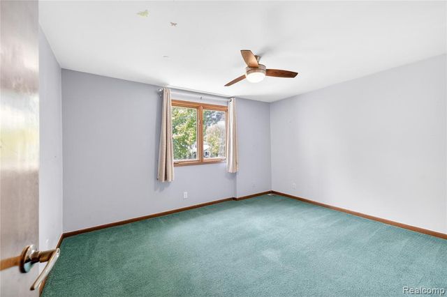 8027 Berkshire Drive, Grosse Ile, MI 48138