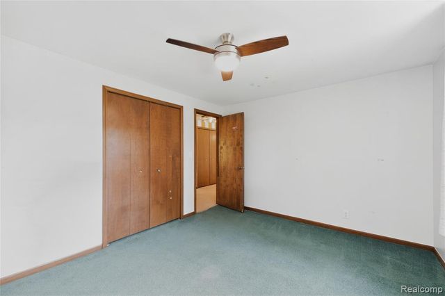 8027 Berkshire Drive, Grosse Ile, MI 48138