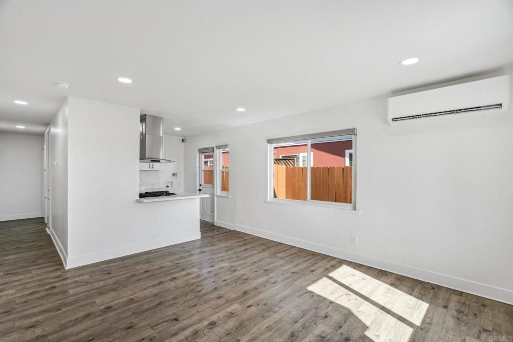 Image 18 of property listing at 757-759 Madison Avenue, Chula Vista, CA 91910
