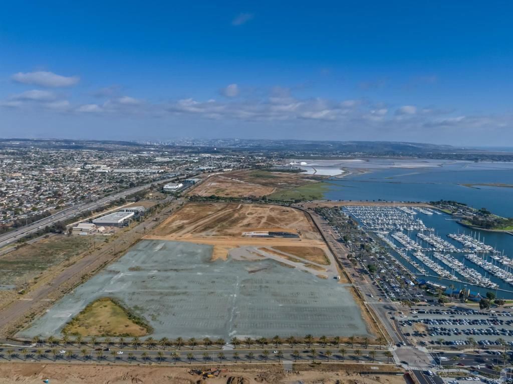 Image 8 of property listing at 757-759 Madison Avenue, Chula Vista, CA 91910