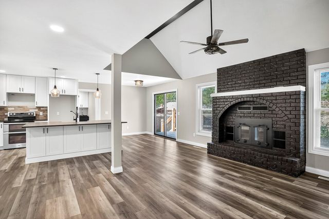 911 Brooke Court, Nixa, MO 65714