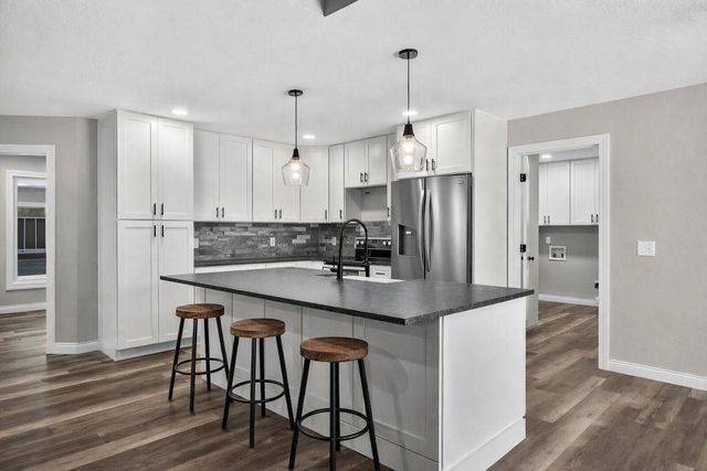 911 Brooke Court, Nixa, MO 65714