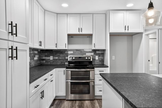 911 Brooke Court, Nixa, MO 65714