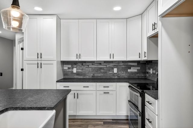 911 Brooke Court, Nixa, MO 65714