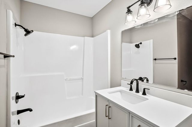 911 Brooke Court, Nixa, MO 65714