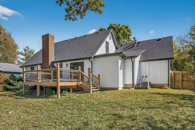 911 Brooke Court, Nixa, MO 65714