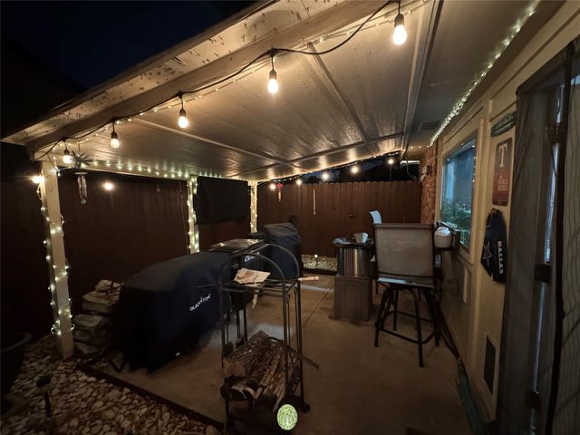 6330 Mccartney Lane, Garland, TX 75043