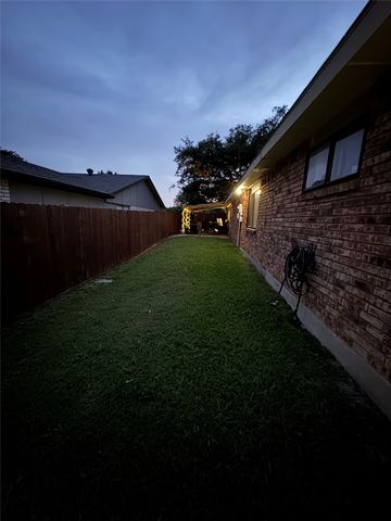 6330 Mccartney Lane, Garland, TX 75043