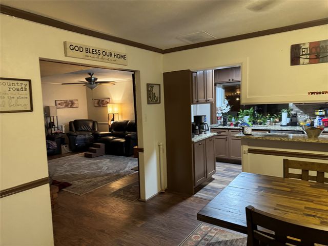 6330 Mccartney Lane, Garland, TX 75043