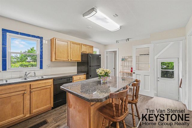 1258 Spring Avenue, Grand Rapids, MI 49505