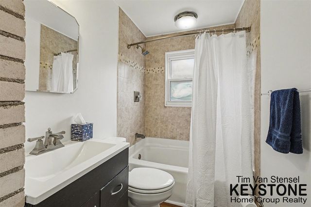 1258 Spring Avenue, Grand Rapids, MI 49505