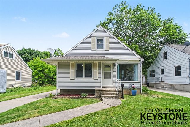 1258 Spring Avenue, Grand Rapids, MI 49505