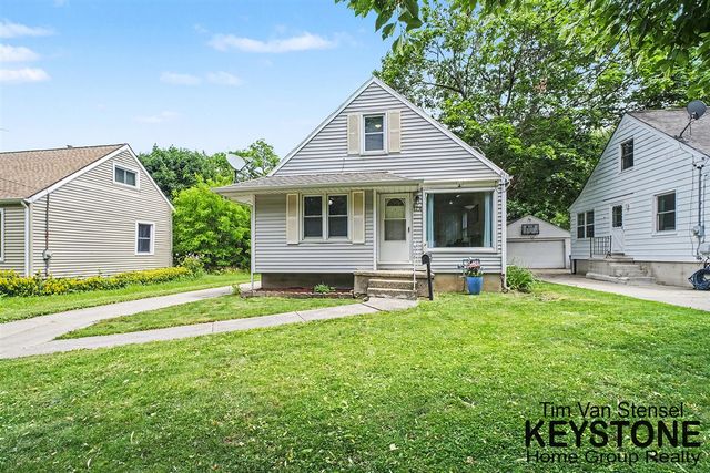 1258 Spring Avenue, Grand Rapids, MI 49505