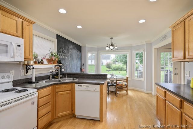 13141 Sunnybrook Drive, Memphis, IN 47143