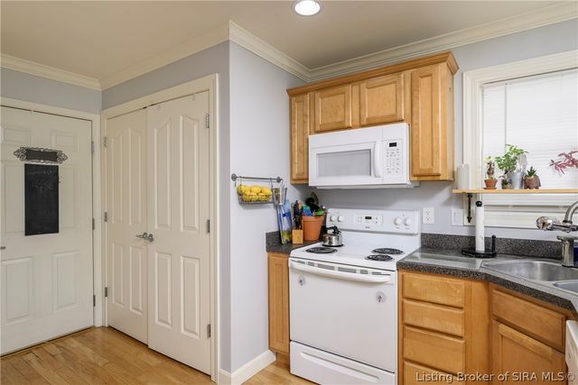 13141 Sunnybrook Drive, Memphis, IN 47143