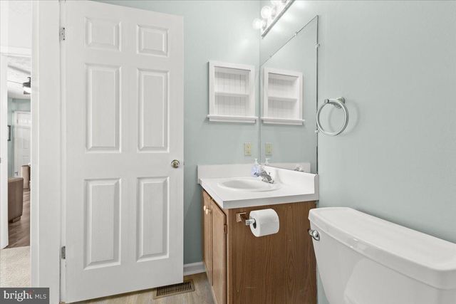 290 DODEE LN, Union Hall, VA 24176