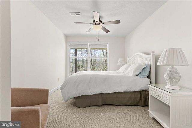 290 DODEE LN, Union Hall, VA 24176