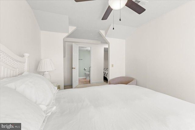 290 DODEE LN, Union Hall, VA 24176