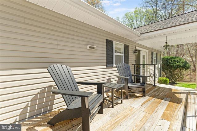 290 DODEE LN, Union Hall, VA 24176